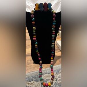 African wood colored beaded Necklace and Bracelet set, preloved new condition.